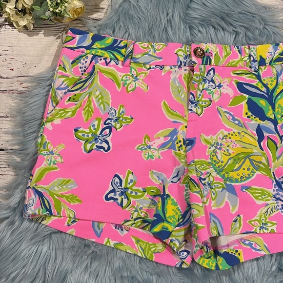 Lilly Pulitzer pink Squeeze the Day knit stretch Callahan shorts in size 10 - Picture 6 of 10